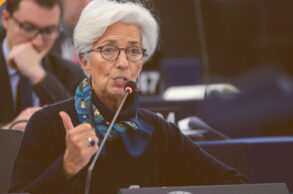 christine legarde - prezes europejskiego banku centralnego krytykuje kryptowaluty i librę facebooka