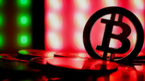 Bitcoin może spaść do 10 000 USD w ciągu trzech miesięcy – uważa analityk